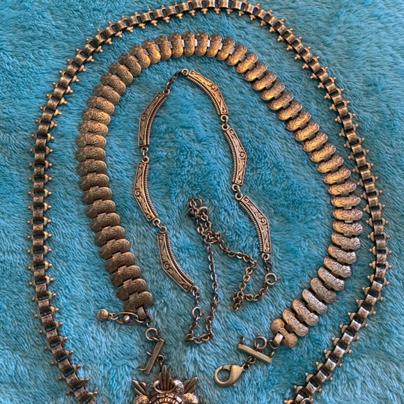 CAbi Trinity necklace EUC - Picture 3 of 7